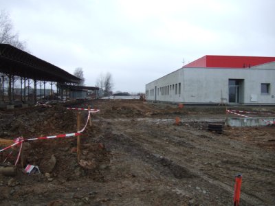 Stavba nové základny na letišti v Plané u ČB - Jižní strana 14