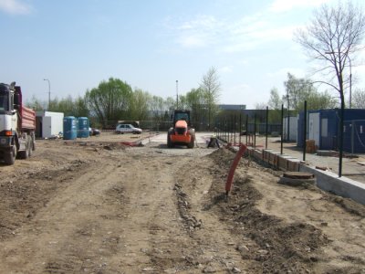 Stavba nové základny na letišti v Plané u ČB - Jižní strana 21