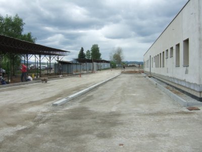 Stavba nové základny na letišti v Plané u ČB - Jižní strana 25